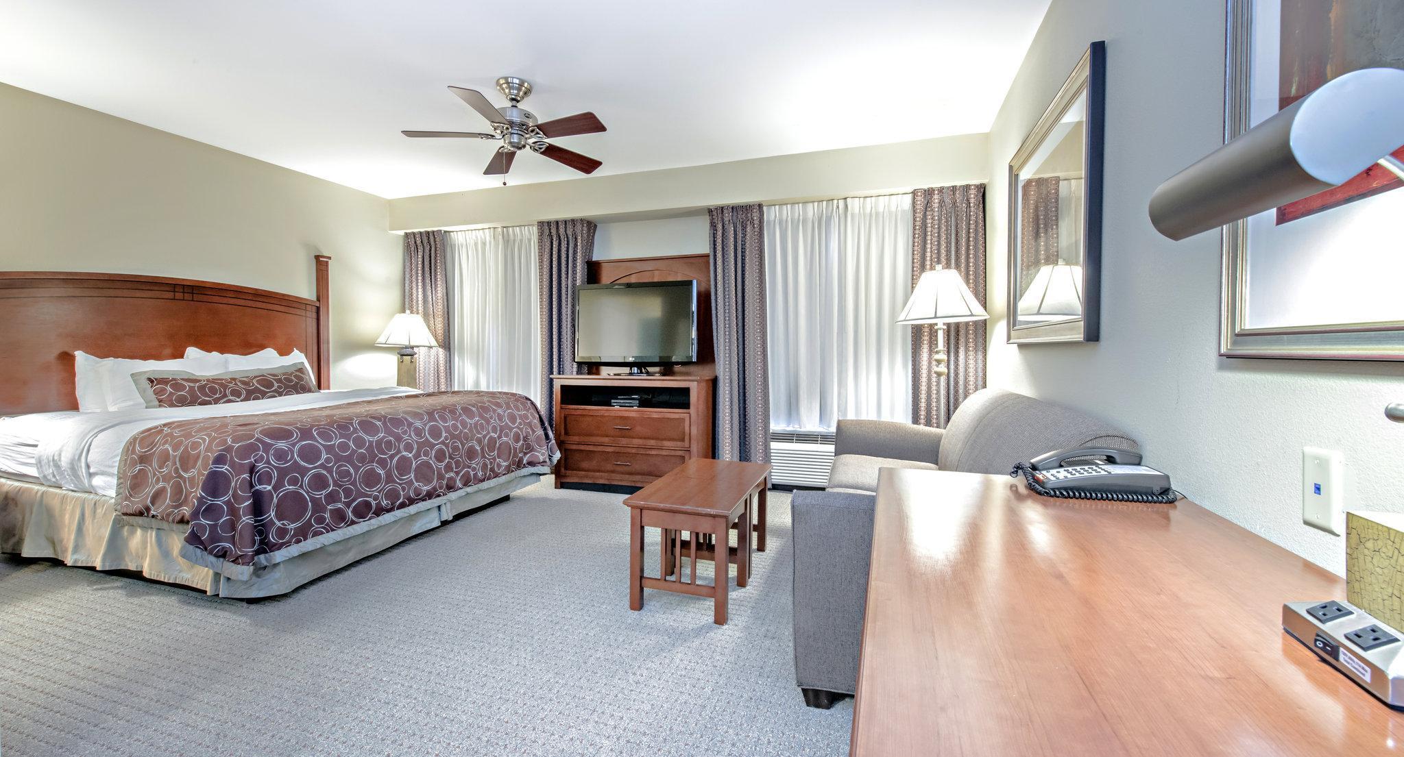 Staybridge Suites Wilmington East By Ihg Esterno foto