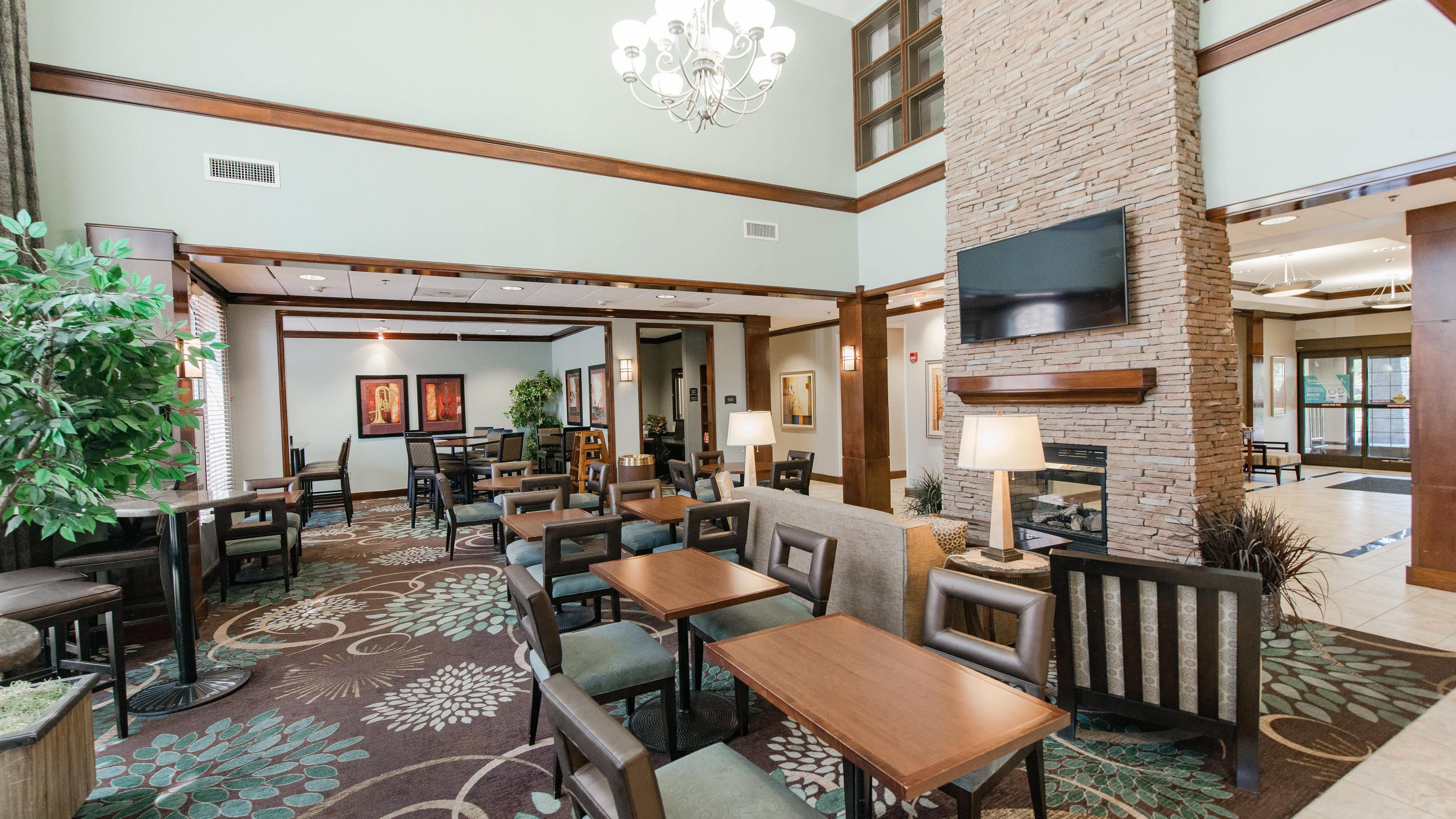 Staybridge Suites Wilmington East By Ihg Esterno foto