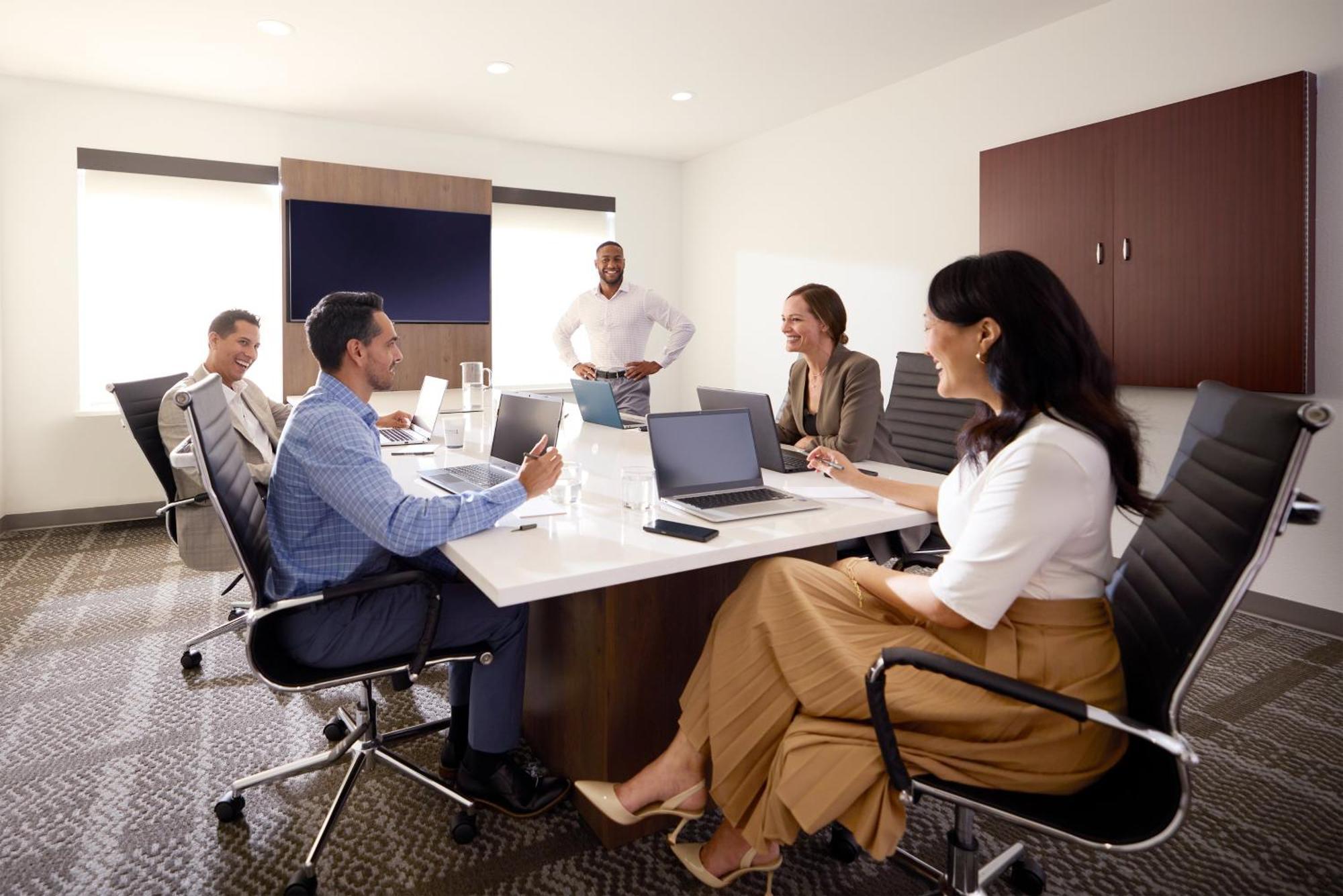 Staybridge Suites Wilmington East By Ihg Esterno foto